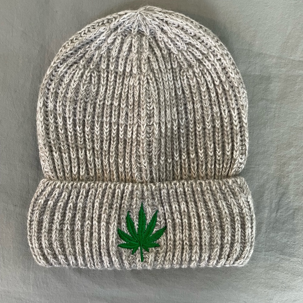 leaf beanie